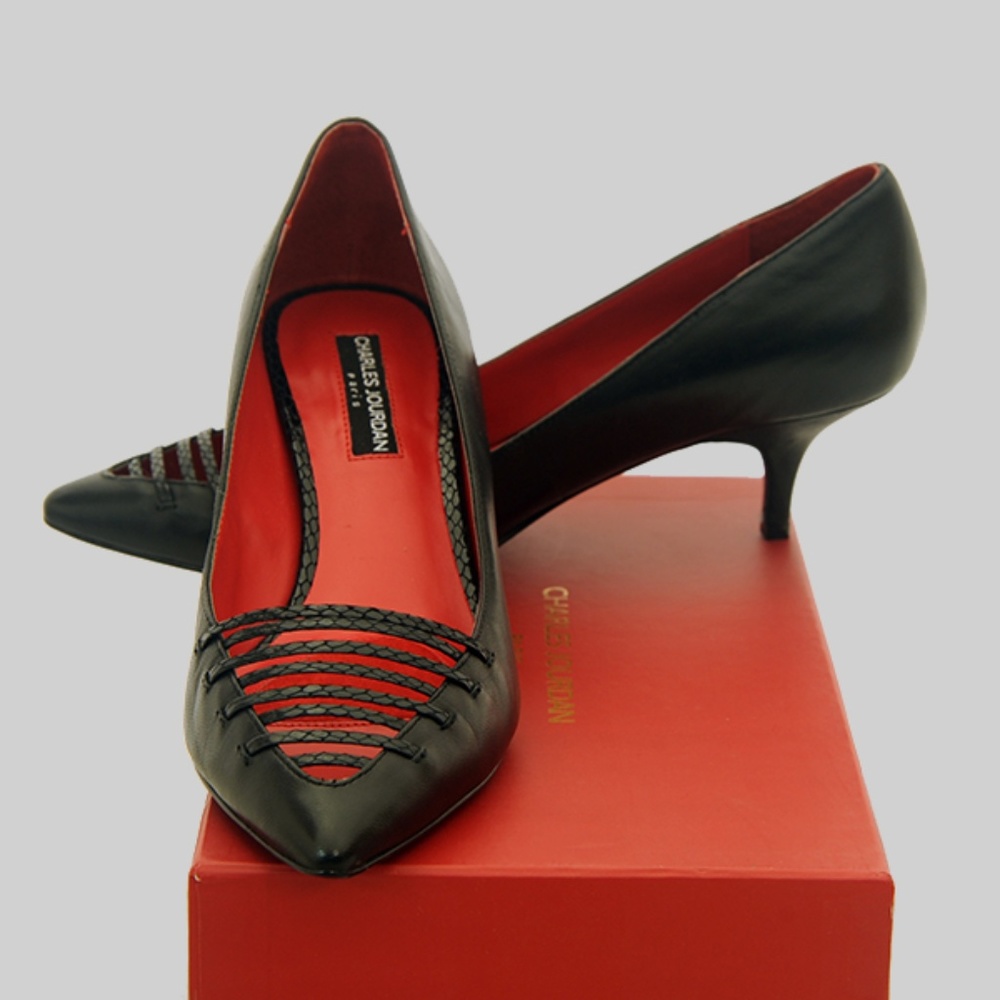 Charles Jourdan Dance Kitten Heel